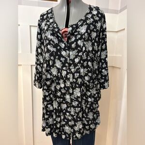 April Cornell Black and White Floral Blouse Size Large